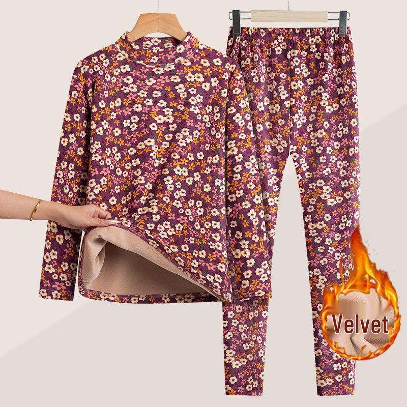 Warm Fleece-Lined Winter Clothing Set for Middle-Aged and Elderly Women: Cozy Base Layer for Autumn and Winter