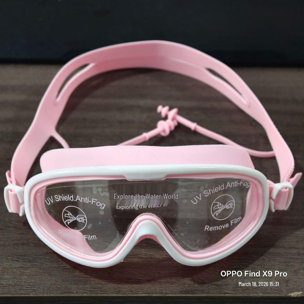 Children’s Anti-fog Waterproof Swimming Goggles - Non-tightening, Unisex, Diving, Water Sports, Swim Cap Compatible.