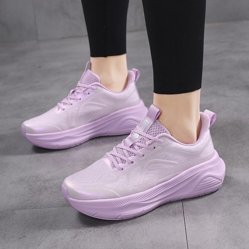 Autumn new couple men's breathable mesh shoes outdoor leisure running travel flying weaving sports women's trend thick sole