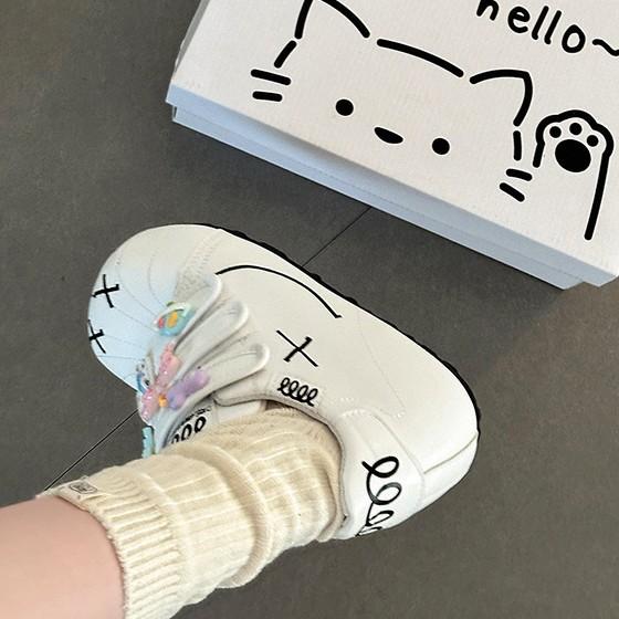 Velcro versatile sports board shoes bread shoes cartoon cute butterfly accessories little white shoes women's 2025 summer new