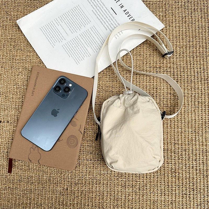 Ultra-Thin Waterproof Canvas Crossbody Phone Bag - Japanese Style Unisex, Lightweight and Versatile for Walking