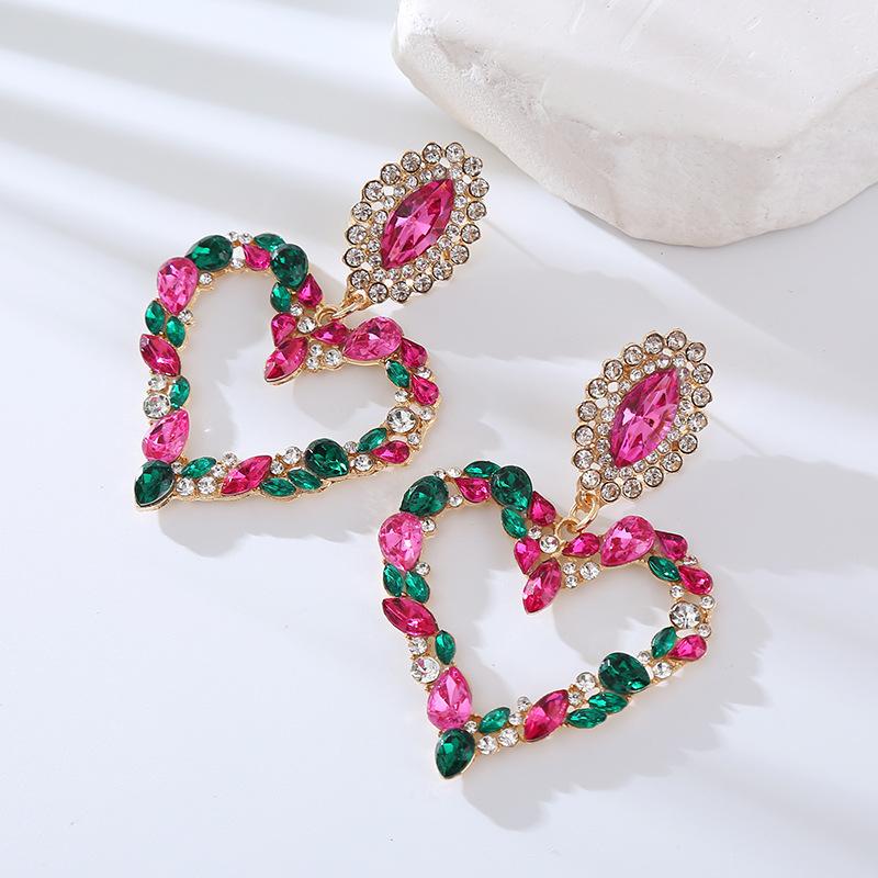 Heart-shaped Alloy Retro-style Exaggerated Earrings for Women, Ultra-bright Earrings