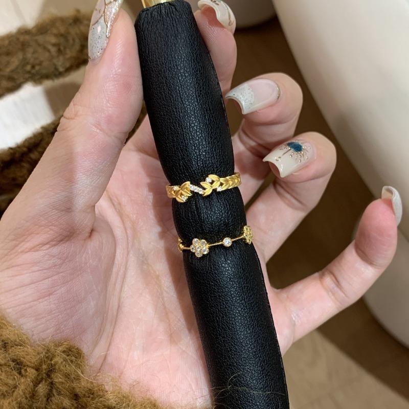 Simple Casual Style Diamond studded leaves rings for women Light Luxury Fashion Ring Party Wedding classics fine Jewelry