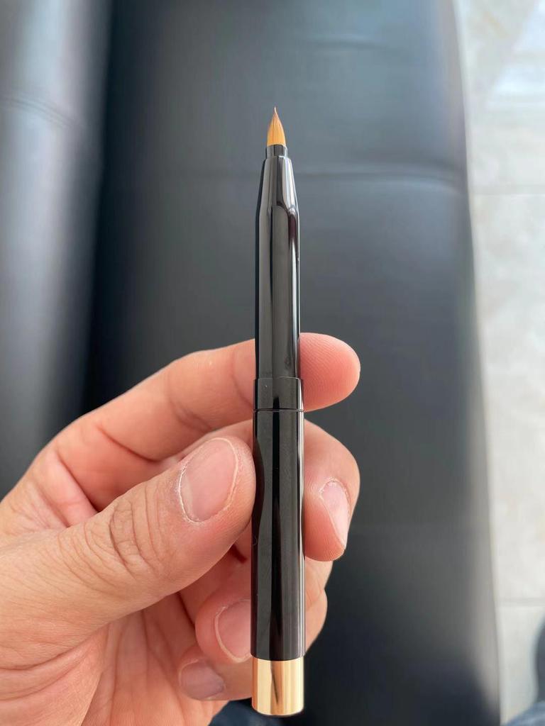 Mini Retractable Metal Lip Brush - Single-Headed Lip Liner & Lipstick Pen