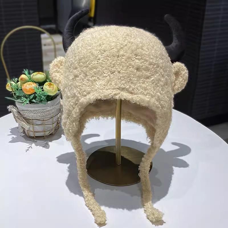 Mei Funny Bull Head Plush Lei Feng Hat, Women's Winter Warm Ear Protection, Windproof and Cold Riding Bull Devil King Hat