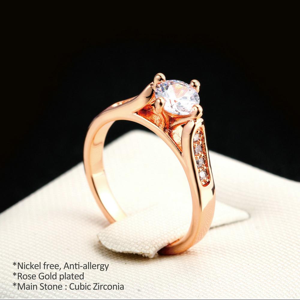 Popular Fashion Latest Design Ladies Cheap Sample Rose Gold Wedding Engagement Rings R065