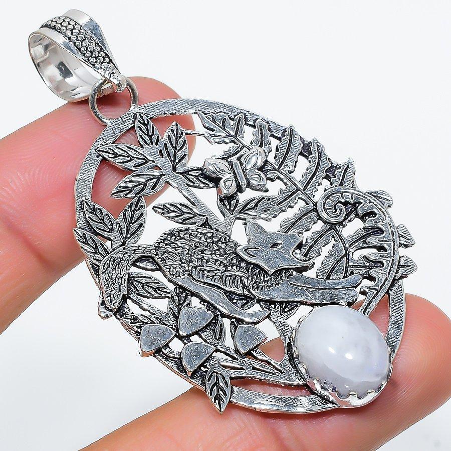 

Rainbow Moonstone Gemstone Handmade Ethnic Jewelry Pendant 2.56 SR-7231
