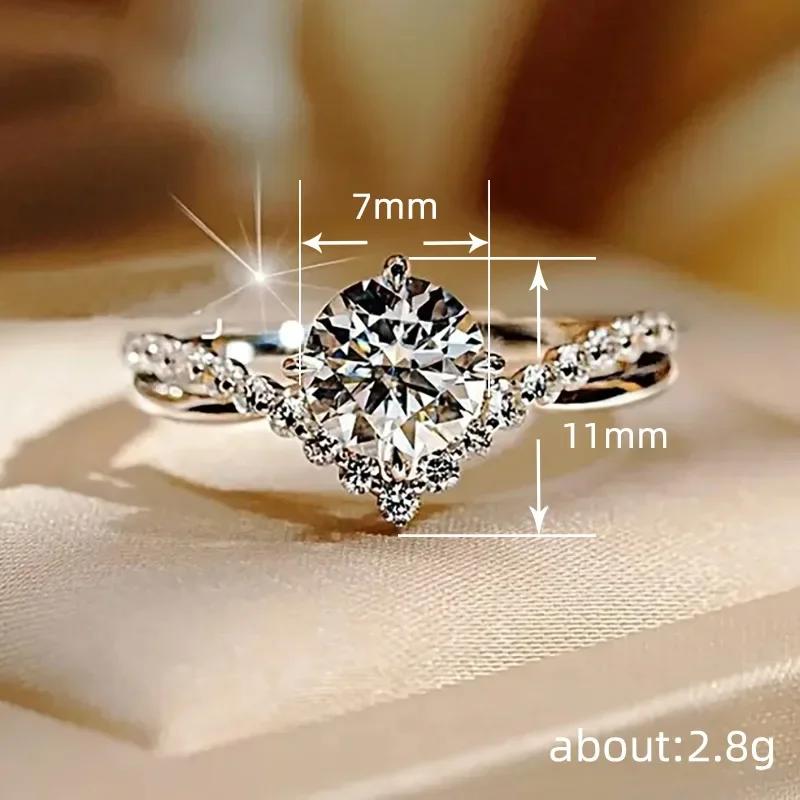 European And American Zircon Couple Ring, Four Claw V-Shaped  Wedding  Temperament,  Jewelry Accessories