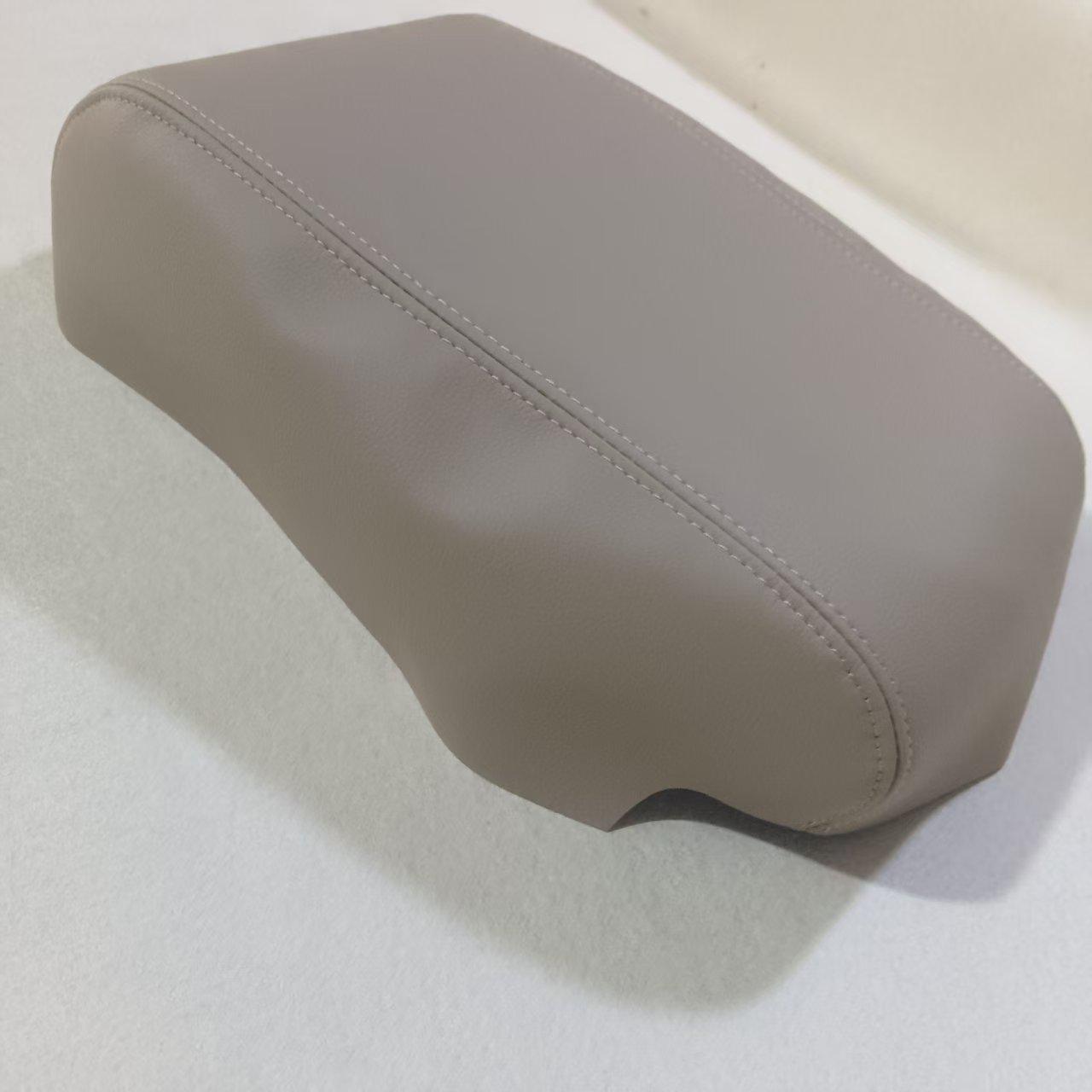 Кожаная накладка на подлокотник центральной консоли Toyota Avalon (2005-2012) Removable Beige