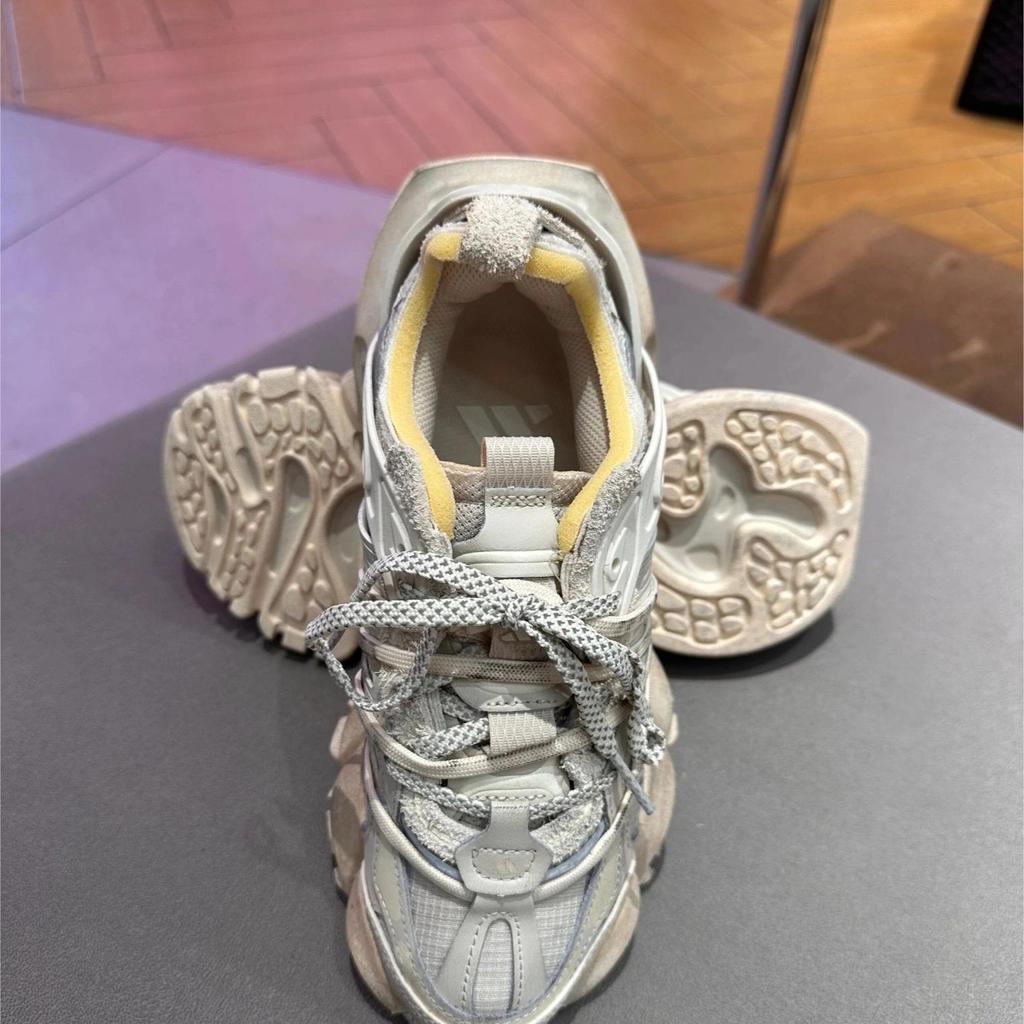 adidas Xlg Runner Deluxe Wonder Beige Sneakers JR9632