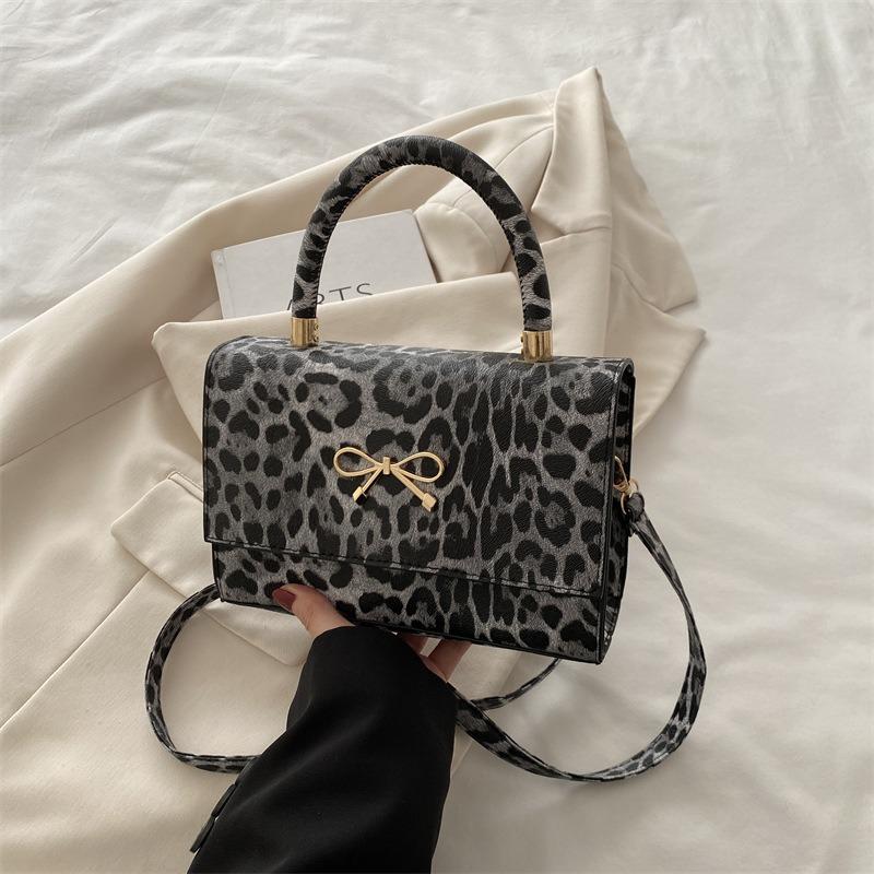 

New leopard print casual texture chain bag niche design personalized shoulder bag handbag underarm women s bag