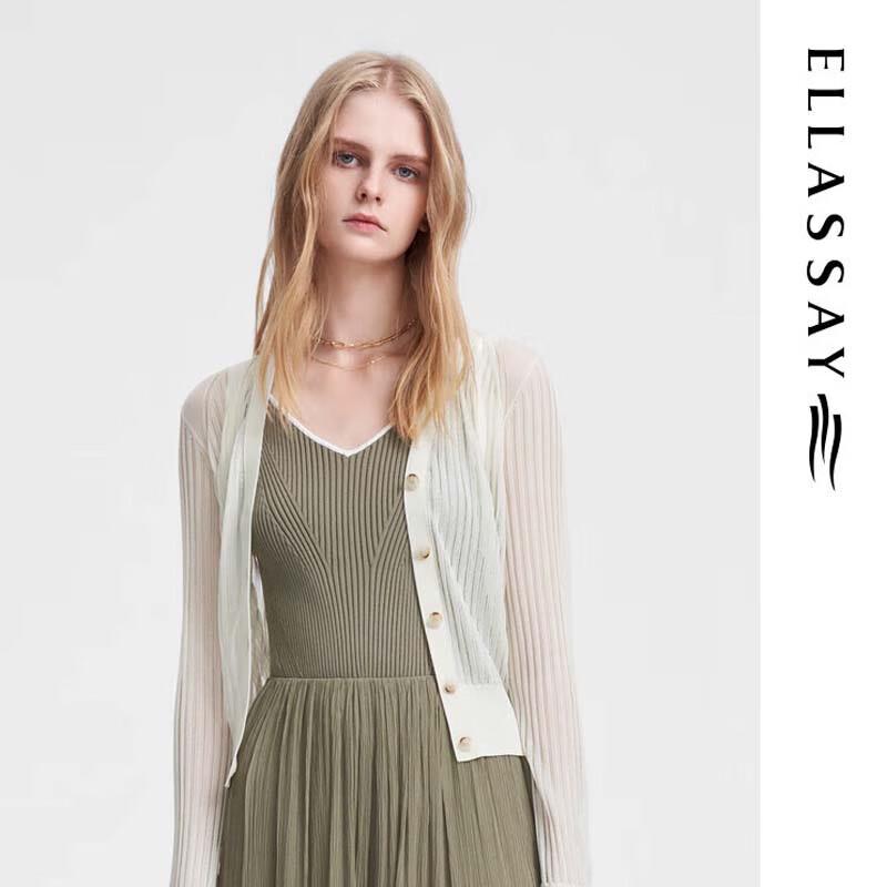 

ELLASSAY Women s V-Neck Knit Cardigan M