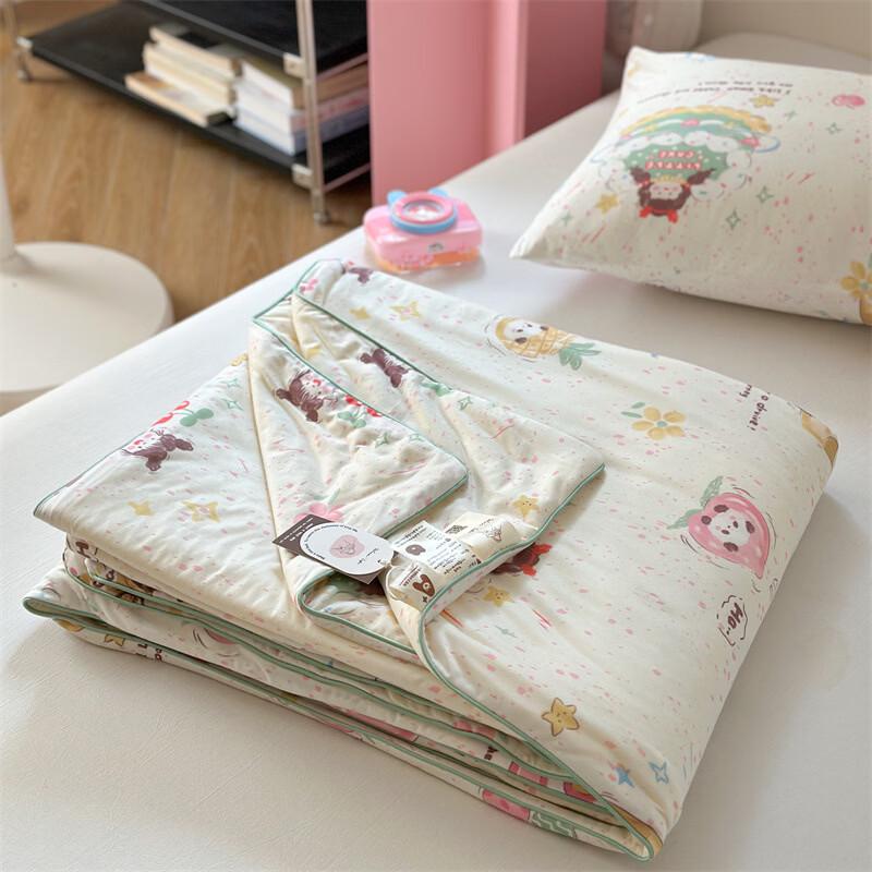 Brangdy Milk Knit Cartoon Quilt