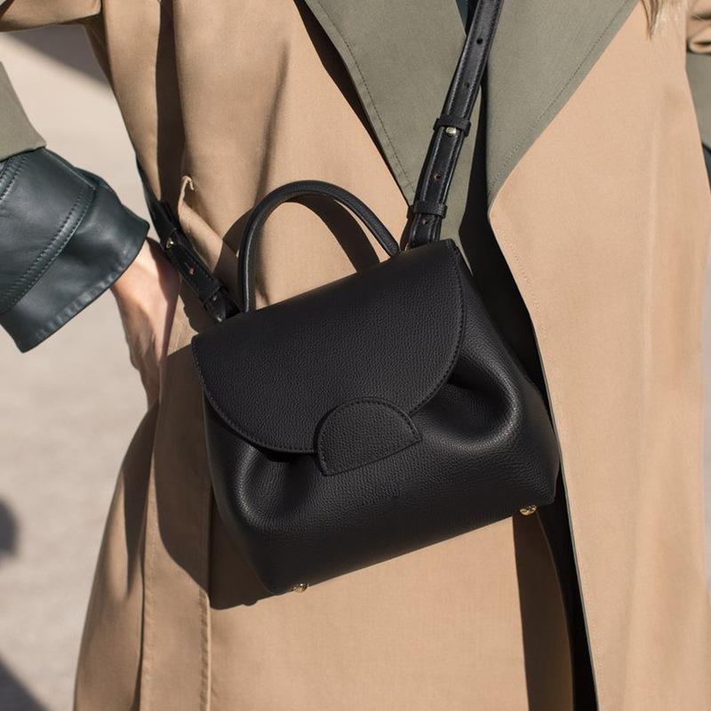 Kožená taška Head France Niche Design Lehká Luxusní kožená Nová kabelka Crossbody pro dojíždění pro ženy