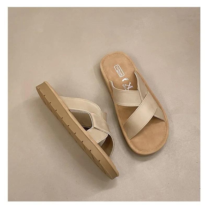 Fashion 2024 Fashion Hot Selling High Quality Summer Women's Slippers Open Toe Flat Heel Comfortable Outerwear Solid Color Women's Shoes