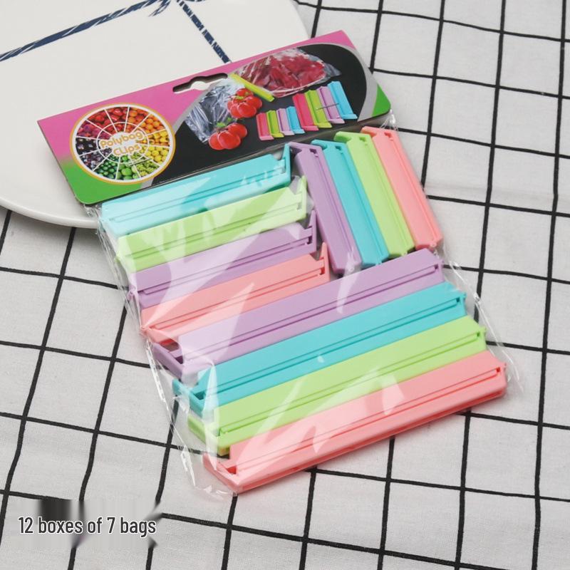 

12-Piece Kitchen Plastic Bag Sealing Clips - Large, Medium & Small Sizes