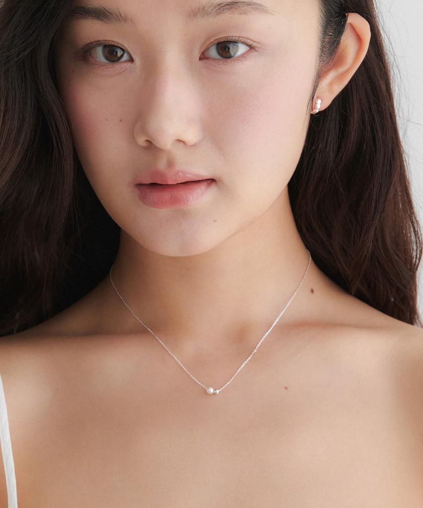 Obla (Silver 925) Twin Ball Mini Pearl Necklace Jn060
