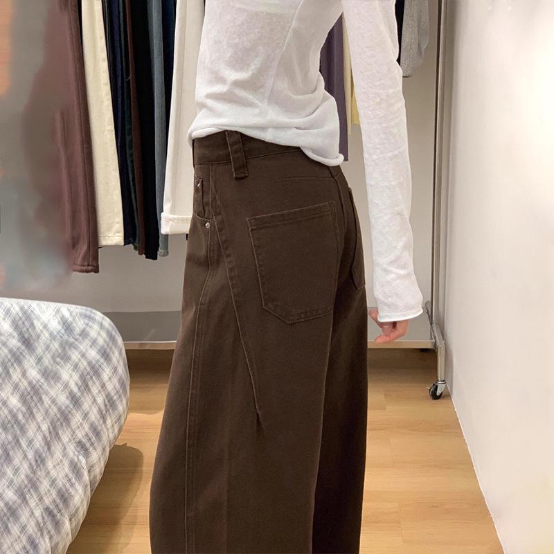 

High-Waisted Coffee-Colored Wide-Leg Jeans for Plus-Size Women: Autumn/Winter, Plus Velvet, Loose, Slimming, Perfect for Pear-Shaped Figures S
