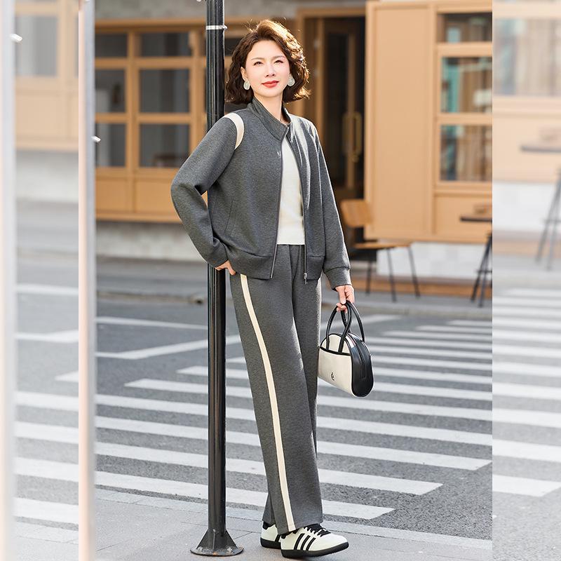 2026 Stylish Women's Spring/Fall Two-Piece Suit for Middle-Aged and Elderly: Casual Outerwear