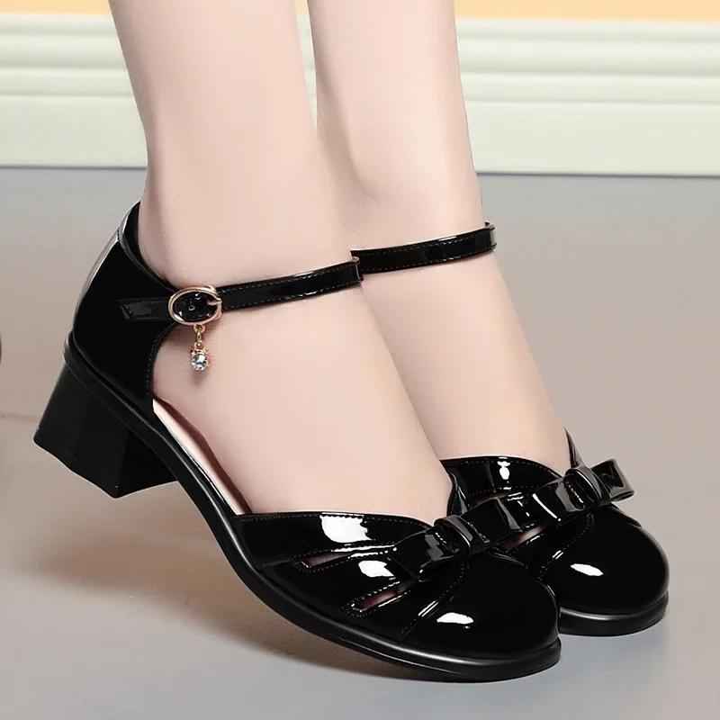 4.5cm Comfortable Fashion Sweet Bow Close Head Leather Sandals Summer 2024 Med Block Heels Shoes for Office Mom Daily Girls