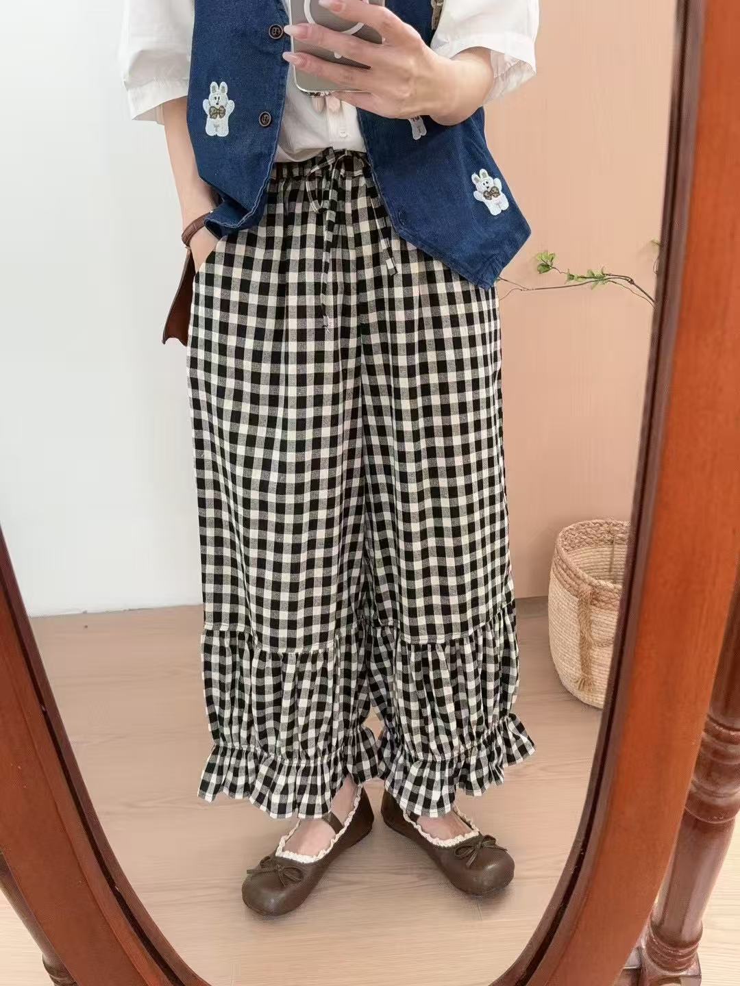 

Johnature Japanese Ruffles Plaid Lantern Pants Women Summer Loose Versatile Elastic Waist Casual Pants M чорний