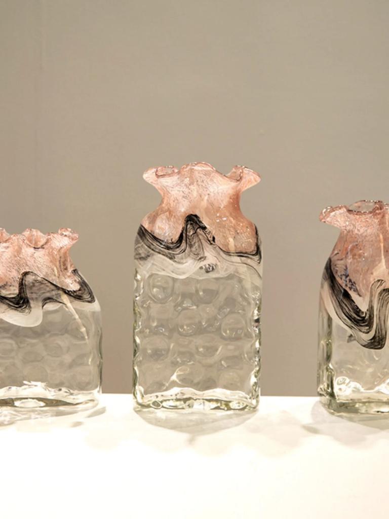 Vase glass gradual change color newChinese creative irregular shape suitable for living room table hydroponic flower arrangement