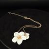 1pc Adjustable White Floral Necklace, Elegant & Versatile, Suitable For Women Everyday Wear, Vacation, Party And As Gift