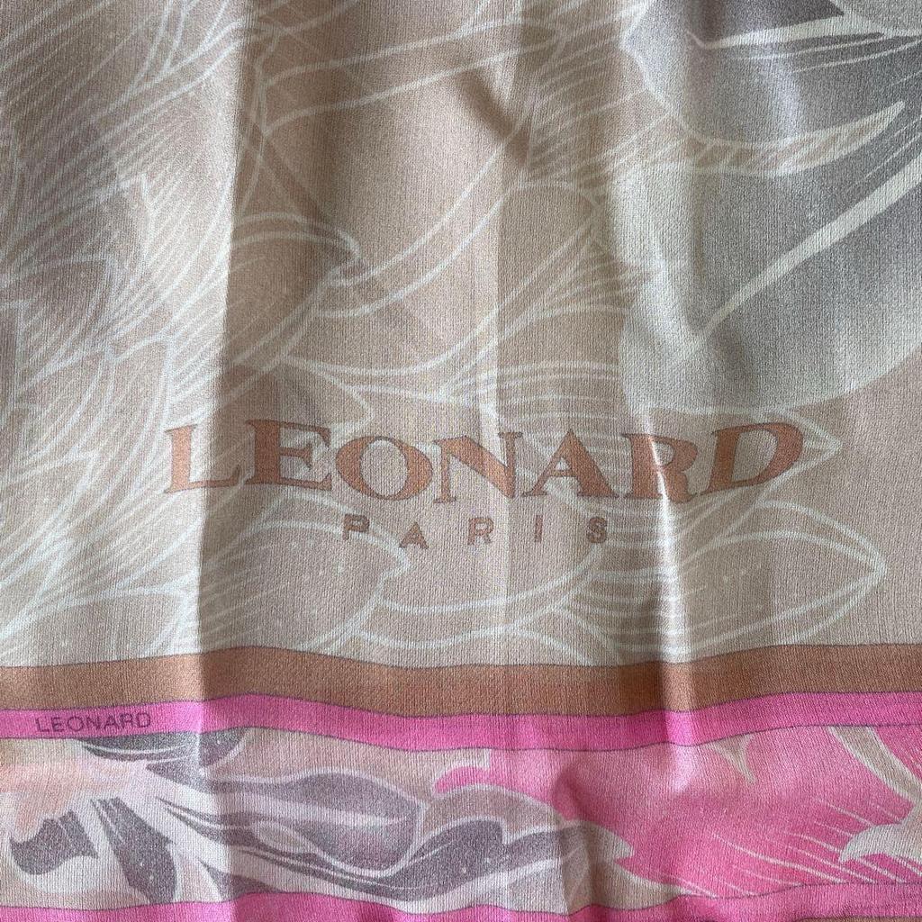 Used LEONARD PARIS Large Scarf Floral Pattern Pink Tones Silk Unused With Tags