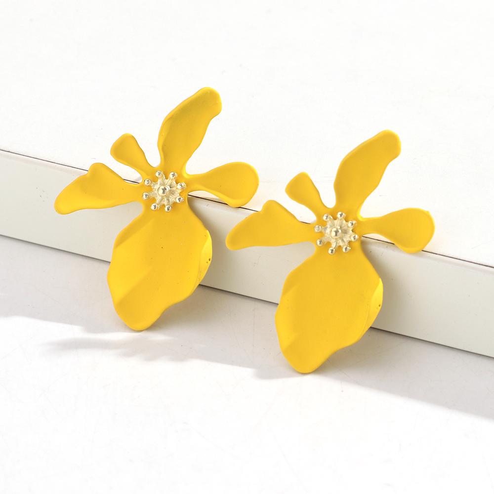 Fashion Elegant Matte Colorful Flower Stud Earrings for Women Vintage Floral Earring Statement Jewelry Accessories Vacation Gift