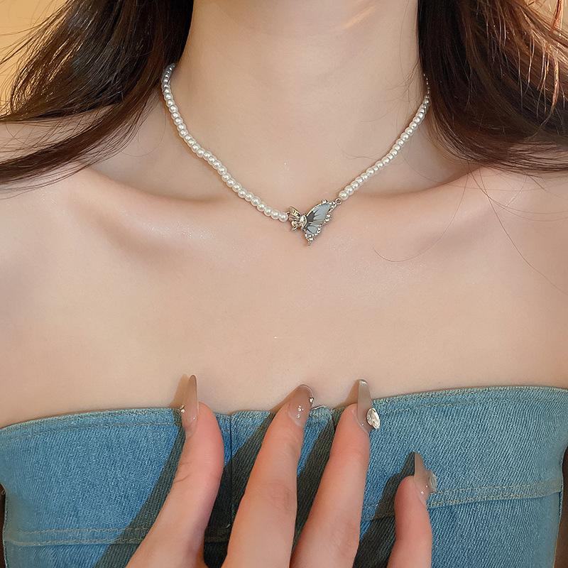 GemChic Women's New Exquisite Butterfly Crystal Zircon Necklace Fashion Sweet Clavicle Chain Birthday Christmas Jewelry Gift