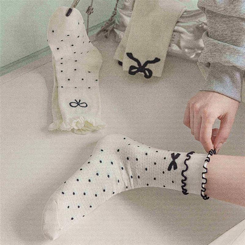 Kave 2024 Spring/Summer Sweet Lolita Ballet Style Ultrathin Breathable Socks For Women Lace Bow Piles Of Socks Wholesale