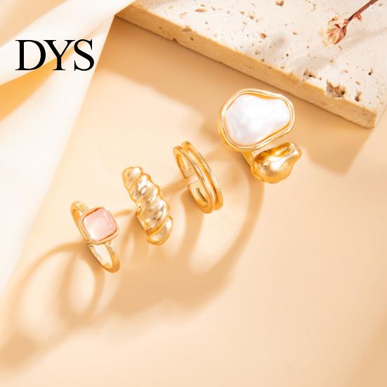 Daily Wear Rings 4Pcs Faux Baroque Pearl Toe Ring Set, Non Tarnish Open Zinc Alloy for Women, Adjustable Golden Plated Foot Jewelry Summer