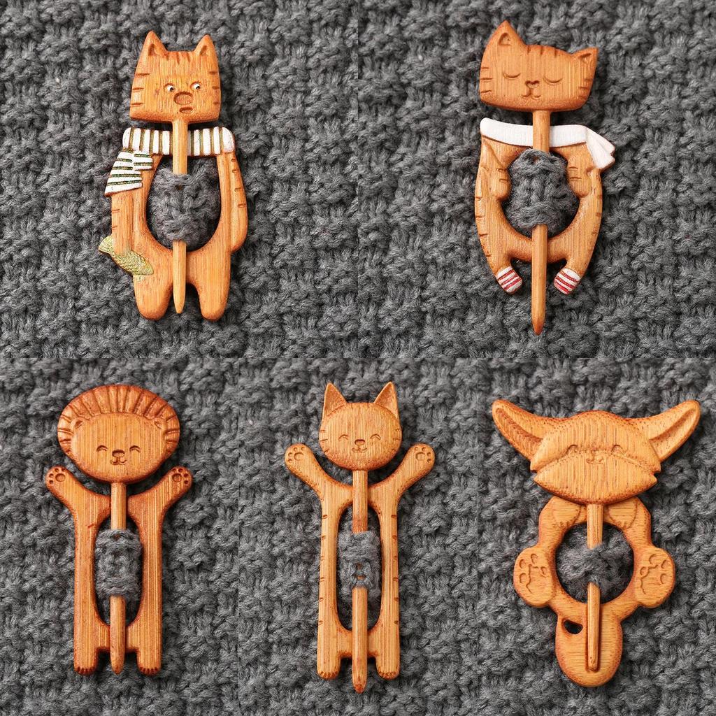 Cute Animal Sweater, Wooden Brooch Scarf, Sweater Brooch Design Decoration, Fixed Buckle