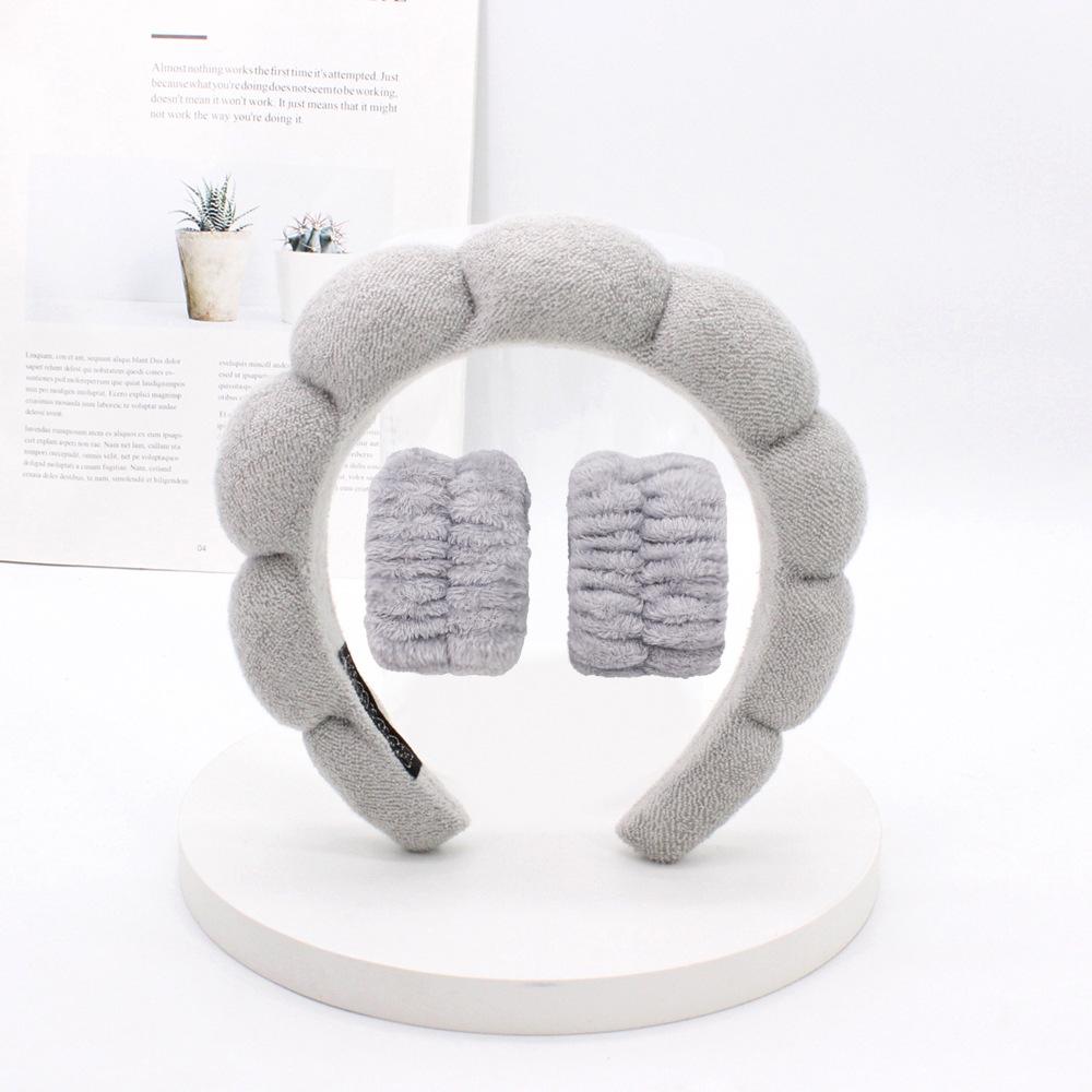 3Pcs Coral Fleece Washing Wristbands Terry Cloth Puffy Headband Spa Sponge Headband for Washing Face Makeup Shower Skincare