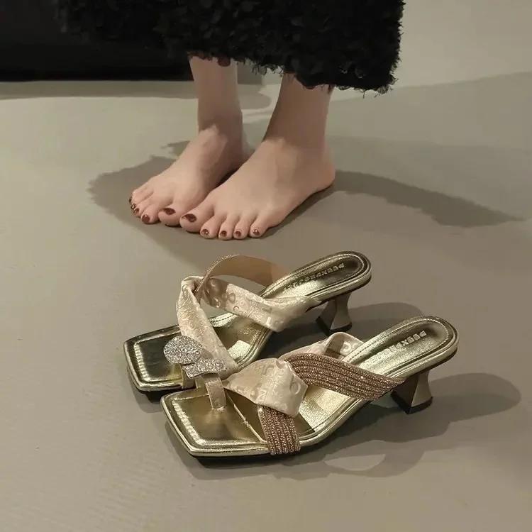 Módní Sandály s Diamantovou Zdobou, Luxusní Módní Sandály, Prodyšné, Dírované Design, Letní Nový Styl, Univerzální Nazouvací Pantofle