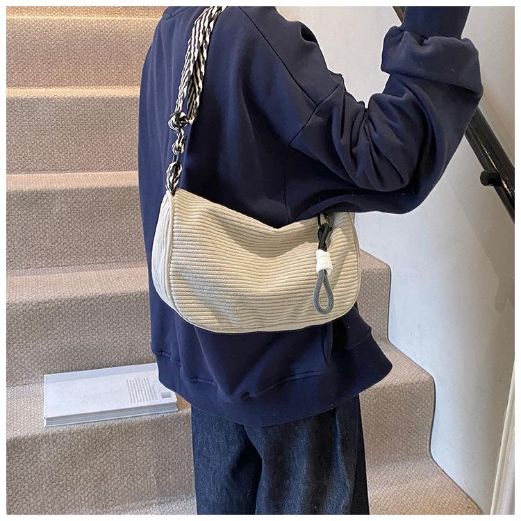 New Women's Bag, Corduroy Pillow Bag Beauty.