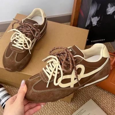 Neue Damen Sportliche und lässige Schnürschuhe mit weicher Sohle und vielseitiger Einlegesohle zur Höhenvergrößerung