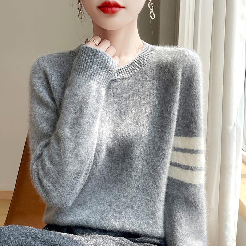 

Korean Version of Autumn and Winter Round Neck Sweater for Women Pullover Color-blocking Sweater Long Sleeve Loose Comfortable Warm Bottom Sweater XXL серый