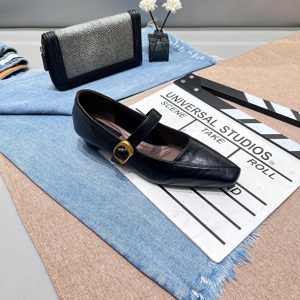 2025 new autumn retro square head thick heel Mary Jane shoes French temperament small low heel commuting single shoes women's small leather shoes