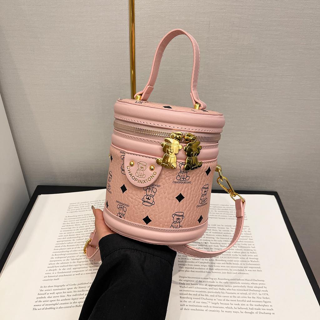 Women’s Fashion Cute Bucket Handbag PU Material Large Capacity Bear Print Double Zipper for Daily Use Commute Casual