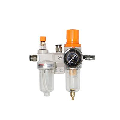 Vzduchový kompresor, regulátor vzduchového filtru, odlučovač oleje a vody, filtr, regulační ventil, automatický vypouštěcí ventil, mazací zařízení, tlakoměr