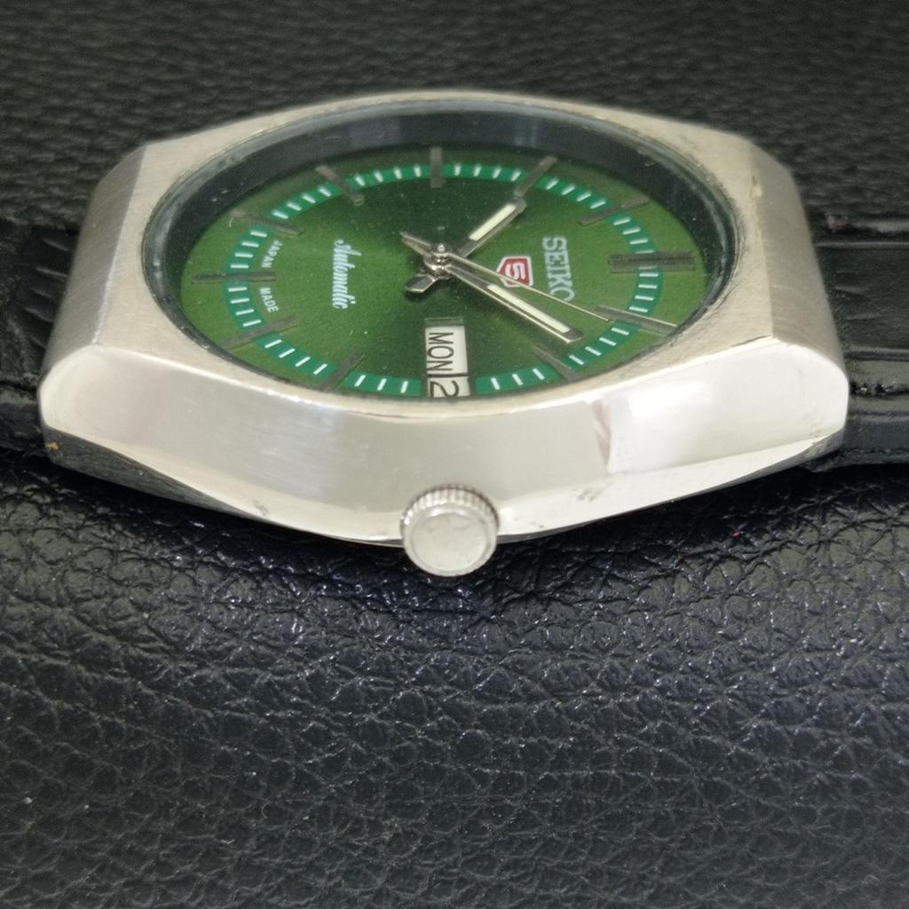 SEIKO 5 AUTOMATIC JAPAN VINTAGE 6319A MENS GREEN COLOR DIAL WATCH a702515-1 R126-a702515