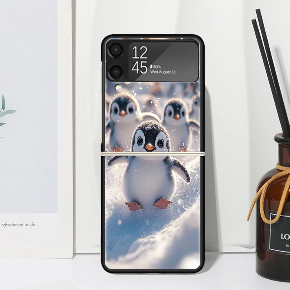 Christmas Penguin Phone Case Cover for Samsung Galaxy Z Flip 7 6 5 4 3 5G Flip3 Flip4 Flip5 ZFlip6 ZFlip7 Black Fundas Galaxy Z