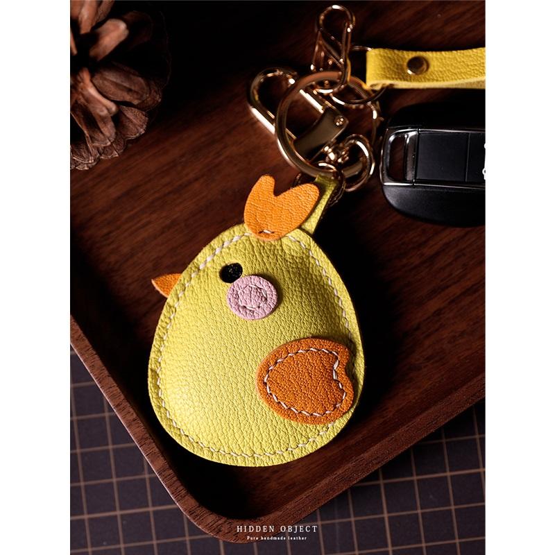 Porte-clés de voiture en forme de poussin du zodiaque chinois décoratif pour sacs mignon et simple Keychain style жёлтый