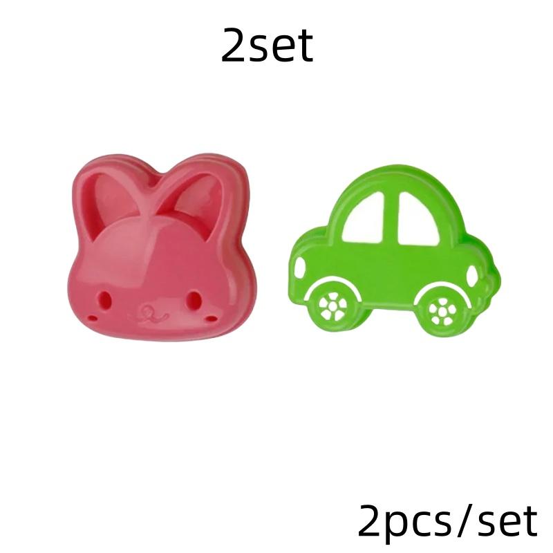 2pcs Sandwich Mould Bear Cat Rabbit Car Shaped Bread Mold Cake Biscuit Embossing Device Crust Cookie Cutter Baking Pastry Tools