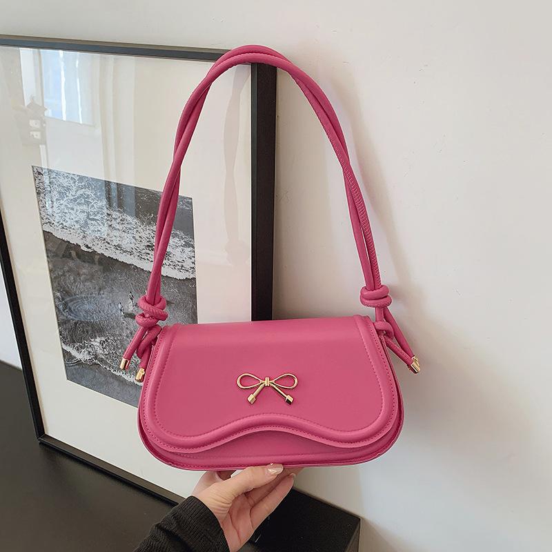 Korean niche underarm bag women's 2025 new trendy fashion portable small square bag niche design foreign style messenger bag