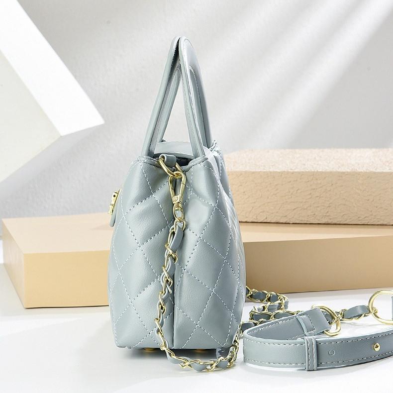 IELGY Ladies Soft Leather Chain Diamond Small Messenger Bag - Perfect for Hand Carry