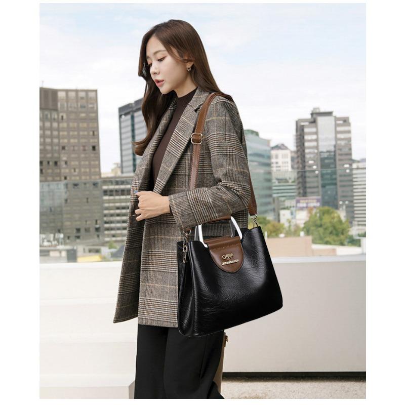 PU Soft Leather Texture Handheld Bag New Women Bag Niche Design Fashion Shoulder Sling Bag Large Capacity Tote Bag