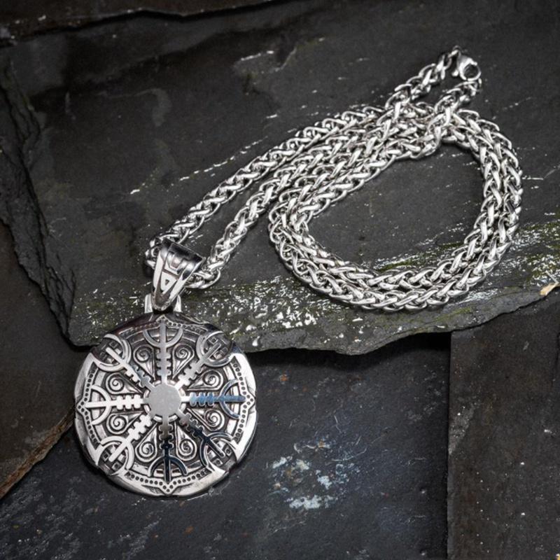 Vintage menns 316L Viking Rune Vegov Í Sir Compass Pendant Halskjede Viking Rune Compass Pendant menns amulett