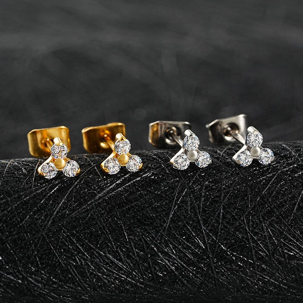1 Pair Right Grand ASTM F136 Titanium 20G Trinity CZ Stud Earrings Simple Hypoallergenic Triple Flower Cartilage Earring Set